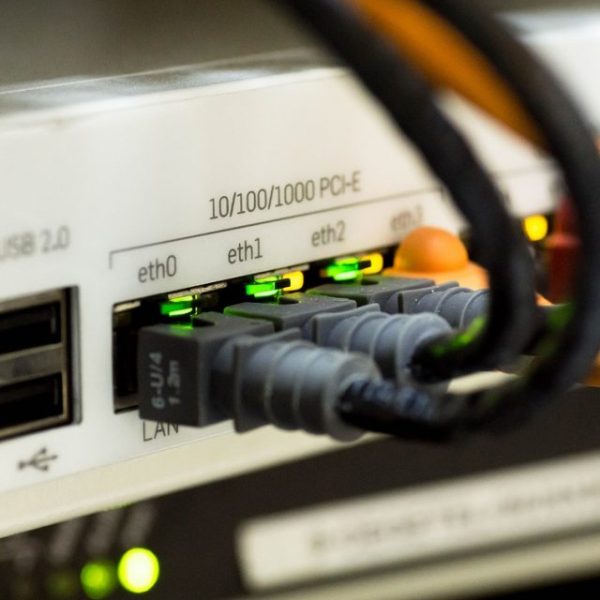 network-cable-ethernet-1572617-pbt4xxzpyzkm6nla7n4fpyavxygyhq2s1er8it57vk